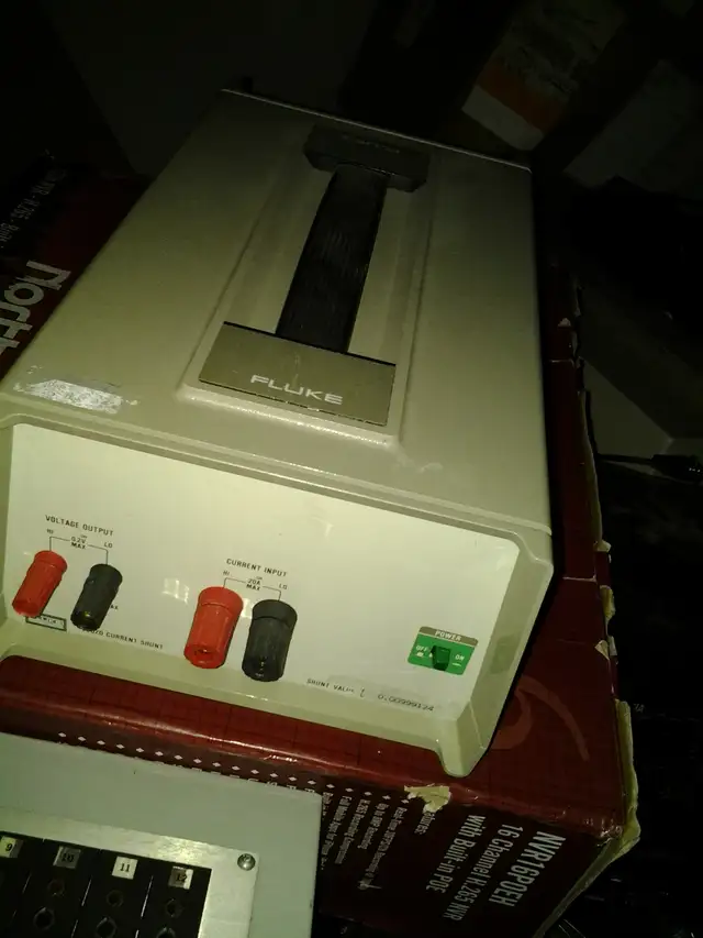 Fluke Y5020 Precision Current Four Terminal Shunt huge test equi