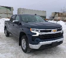2023 Chevrolet Silverado LT - Photo 3