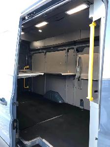 2022 Ford Transit T-250 - Photo 9