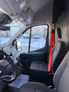 2022 Ford Transit T-250 - Photo 12