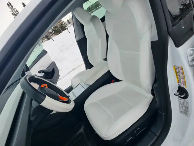 2025 TESLA MODEL 3 LONGE RANGE ALL WHEEL DRIVE WHITE ON WHITE - Photo 7