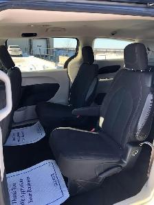 2017 Chrysler Pacifica LX - Photo 12