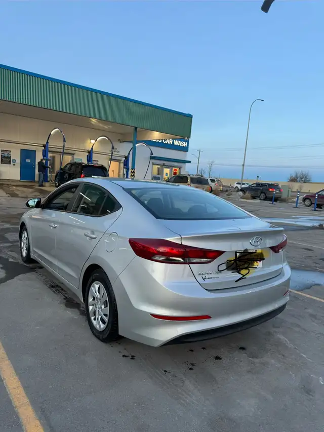 2017 Hyundai Elantra SE - Photo 9