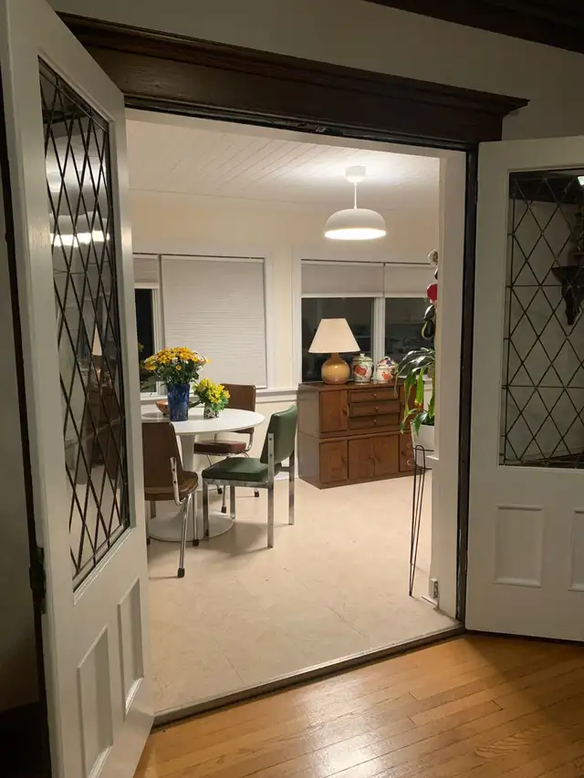 2 bed all-inclusive gorgeous Roncesvalles High Park Blvd - Photo 5