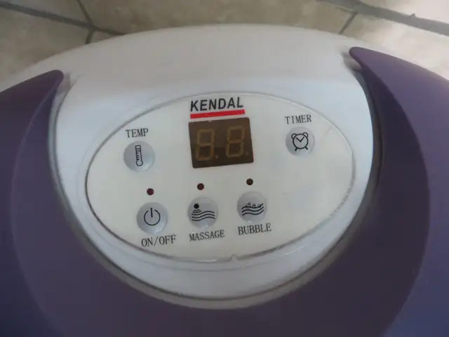 KENDAL Foot Spa Bath Massager with Bubble - Photo 4