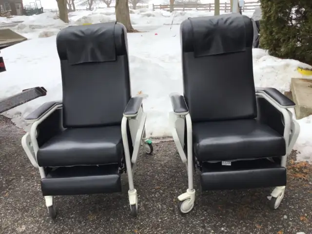 MEDICAL/SPECIAL NEEDS ROLLING RECLINER CHAIRS