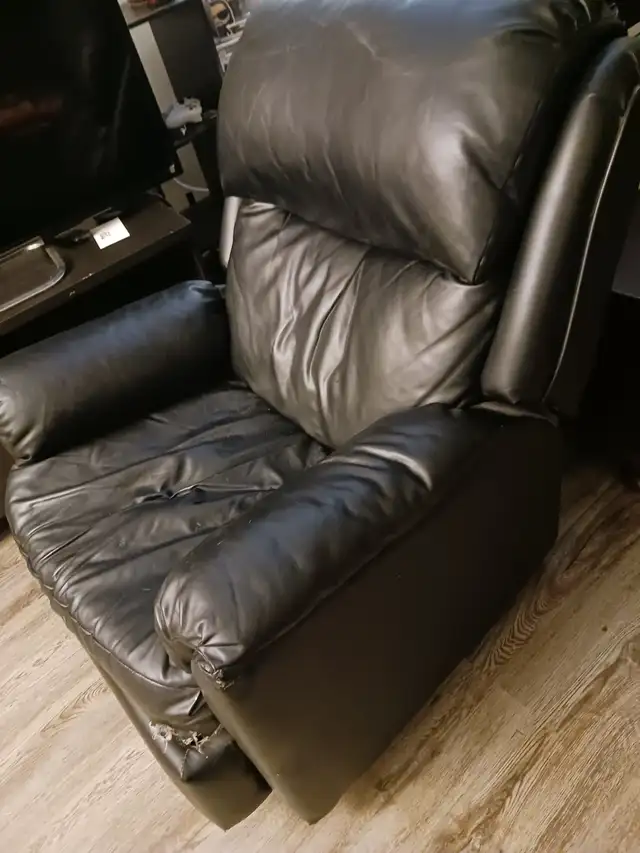 Free Love seat - Photo 2