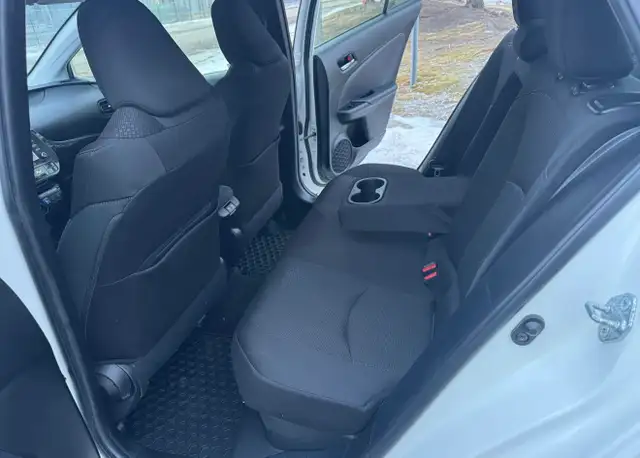 2021 Toyota Prius All Wheel Drive - Photo 5