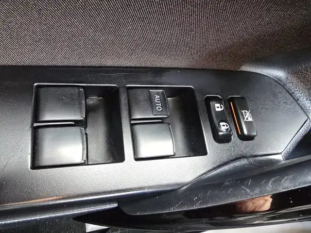 2016 Scion iM IM : Low Mileage, Well Serviced - Photo 17