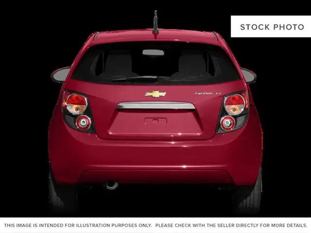 2015 Chevrolet Sonic LT - Photo 4