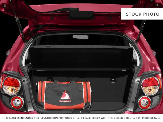 2015 Chevrolet Sonic LT - Photo 7