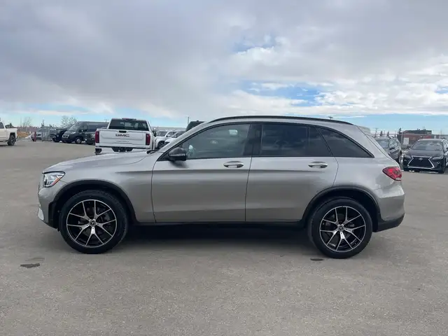 2021 Mercedes-Benz GLC GLC300 4MATIC/AWD/NAVI/B.CAM/LEATHER/PANO - Photo 4
