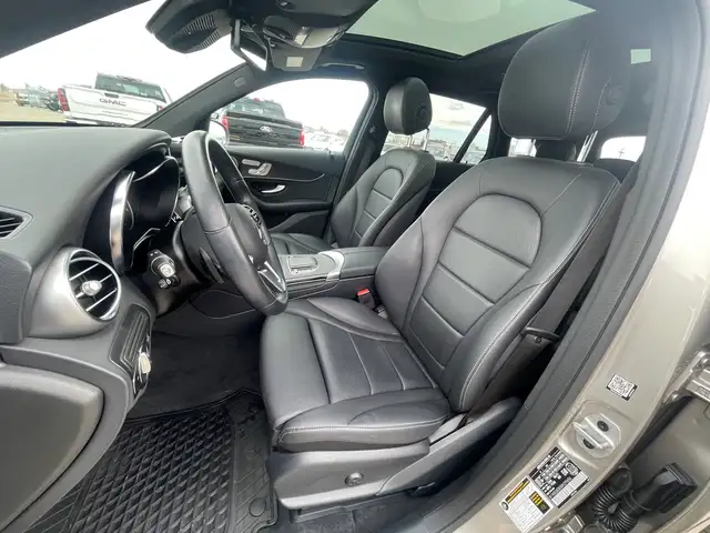 2021 Mercedes-Benz GLC GLC300 4MATIC/AWD/NAVI/B.CAM/LEATHER/PANO - Photo 14