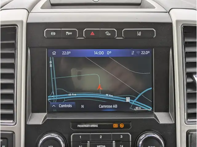 2020 Ford F-350 LARIAT Diesel/2.5'' Level/Black Rims/Liner - Photo 3