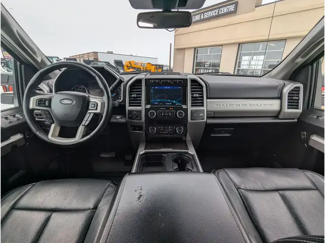 2020 Ford F-350 LARIAT Diesel/2.5'' Level/Black Rims/Liner - Photo 5