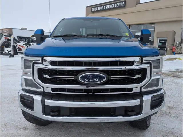 2020 Ford F-350 LARIAT Diesel/2.5'' Level/Black Rims/Liner - Photo 6