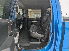 2020 Ford F-350 LARIAT Diesel/2.5'' Level/Black Rims/Liner - Photo 17