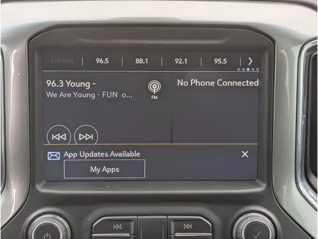 2022 Chevrolet SILVERADO 3500HD LTZ Touch Media/Camera/6.6L V8 D - Photo 2