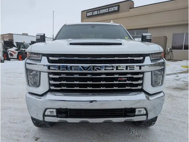 2022 Chevrolet SILVERADO 3500HD LTZ Touch Media/Camera/6.6L V8 D - Photo 5