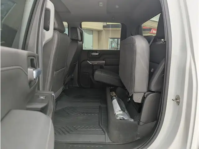 2022 Chevrolet SILVERADO 3500HD LTZ Touch Media/Camera/6.6L V8 D - Photo 17