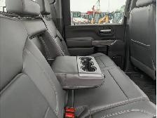 2022 Chevrolet SILVERADO 3500HD LTZ Touch Media/Camera/6.6L V8 D - Photo 20
