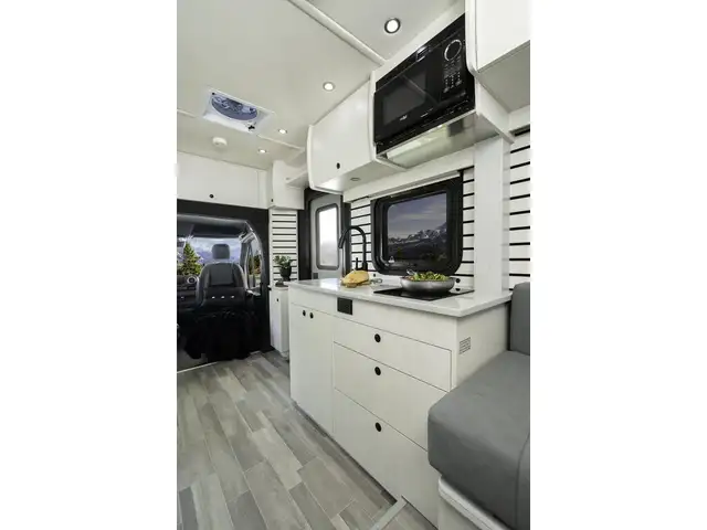 2026 Pleasure-Way Plateau XL TS Classe B Mercedes Sprinter 2026 - Photo 25