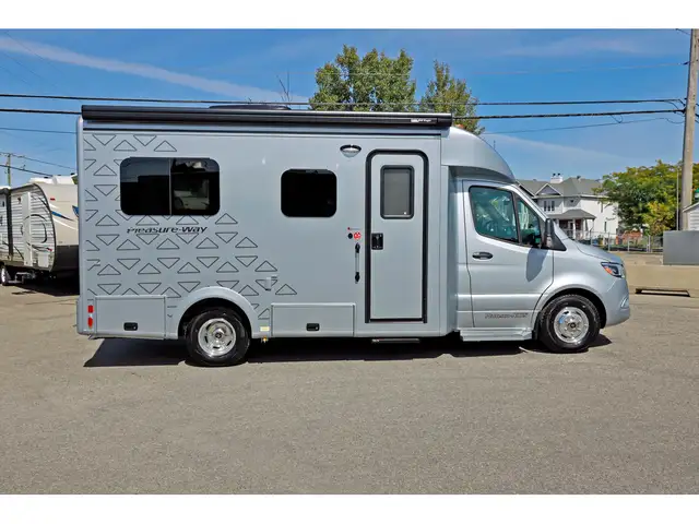 2026 Pleasure-Way Plateau XL TS Classe B Mercedes Sprinter 2026 - Photo 34