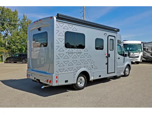 2026 Pleasure-Way Plateau XL TS Classe B Mercedes Sprinter 2026 - Photo 35