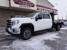 2021 GMC Sierra 3500HD 6.6 Power Crew Cab, HTD SEATS / WHEEL! - Photo 4
