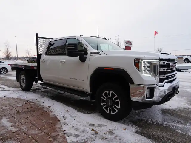 2021 GMC Sierra 3500HD 6.6 Power Crew Cab, HTD SEATS / WHEEL! - Photo 6