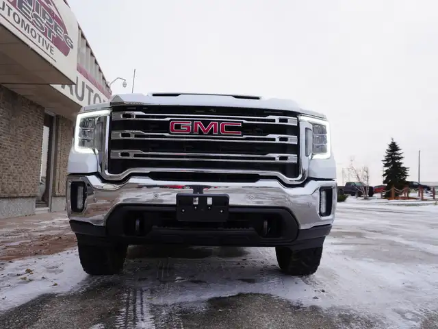 2021 GMC Sierra 3500HD 6.6 Power Crew Cab, HTD SEATS / WHEEL! - Photo 10