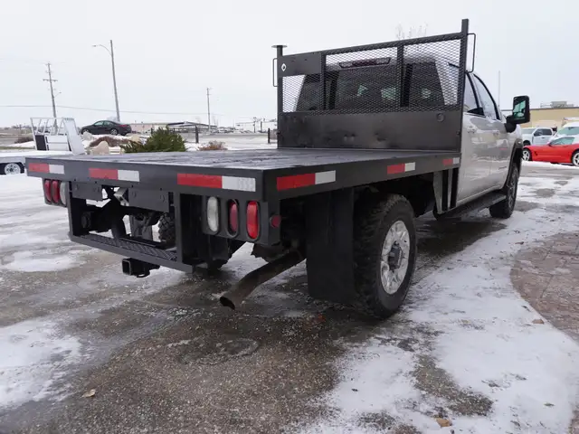 2021 GMC Sierra 3500HD 6.6 Power Crew Cab, HTD SEATS / WHEEL! - Photo 12