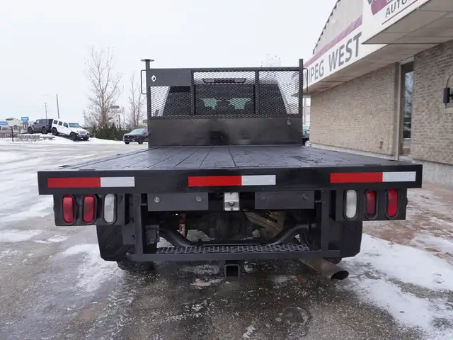 2021 GMC Sierra 3500HD 6.6 Power Crew Cab, HTD SEATS / WHEEL! - Photo 15