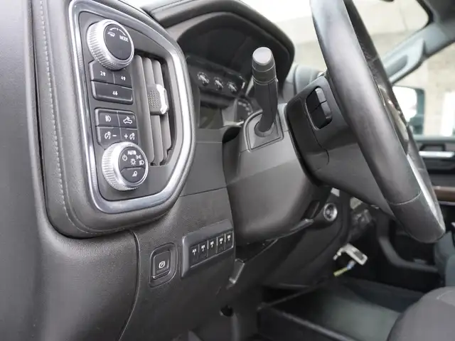 2021 GMC Sierra 3500HD 6.6 Power Crew Cab, HTD SEATS / WHEEL! - Photo 20