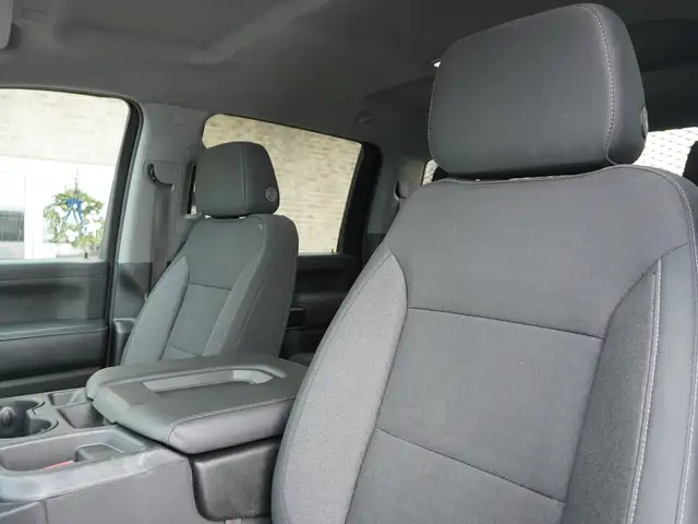 2021 GMC Sierra 3500HD 6.6 Power Crew Cab, HTD SEATS / WHEEL! - Photo 22