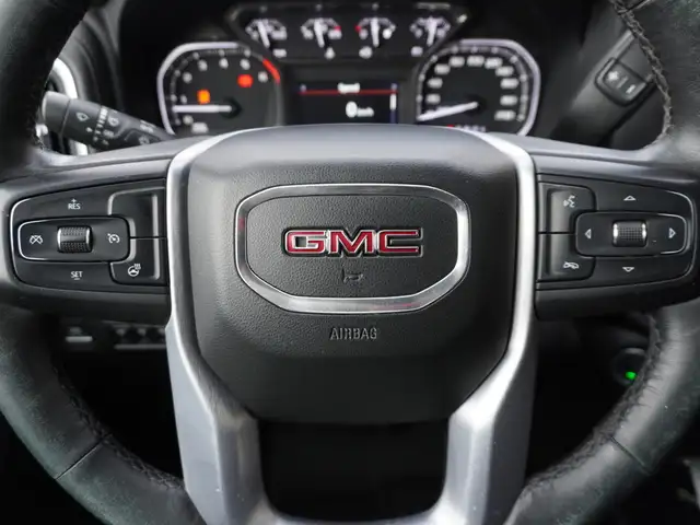 2021 GMC Sierra 3500HD 6.6 Power Crew Cab, HTD SEATS / WHEEL! - Photo 23