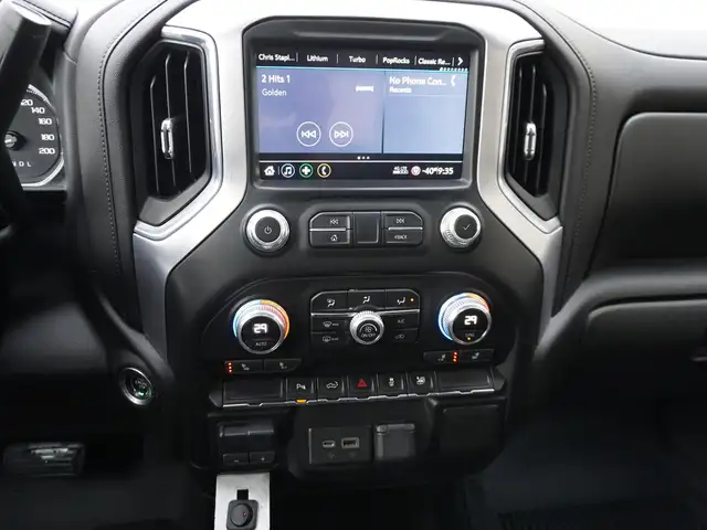 2021 GMC Sierra 3500HD 6.6 Power Crew Cab, HTD SEATS / WHEEL! - Photo 28