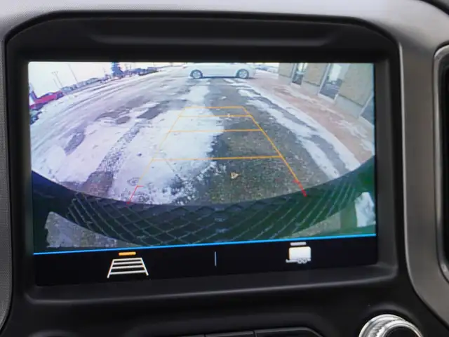 2021 GMC Sierra 3500HD 6.6 Power Crew Cab, HTD SEATS / WHEEL! - Photo 31