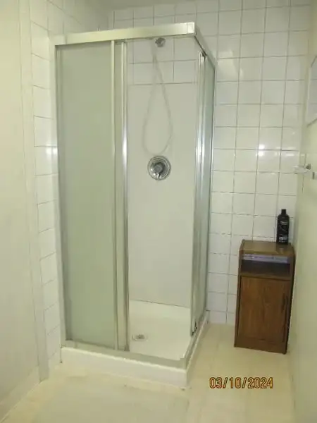 Furnished bachelor-All Utilities are included-Pet friendly - Photo 7