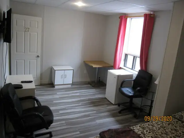 Furnished Large bachelor-All Utilities are included-Pet friendly - Photo 5