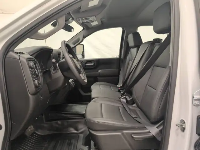 2024 Chevrolet Silverado 3500HD - Photo 12