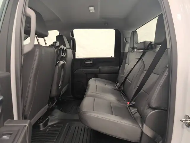 2024 Chevrolet Silverado 3500HD - Photo 13