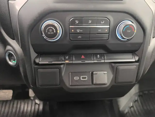 2024 Chevrolet Silverado 3500HD - Photo 17