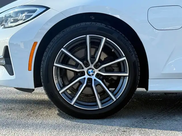 2021 BMW 3 Series NO ACCIDENTS l X-Drive l Hybrid l AWD l Plug-I - Photo 4