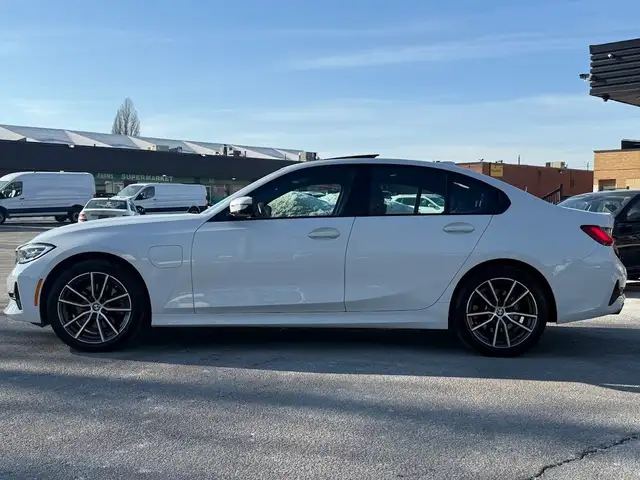 2021 BMW 3 Series NO ACCIDENTS l X-Drive l Hybrid l AWD l Plug-I - Photo 5