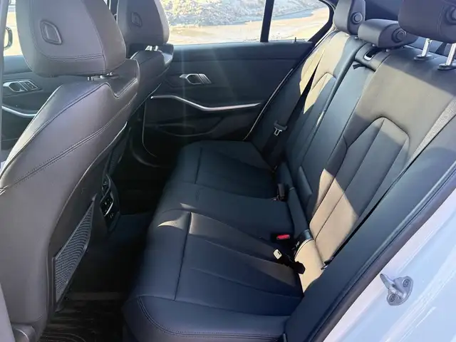 2021 BMW 3 Series NO ACCIDENTS l X-Drive l Hybrid l AWD l Plug-I - Photo 14