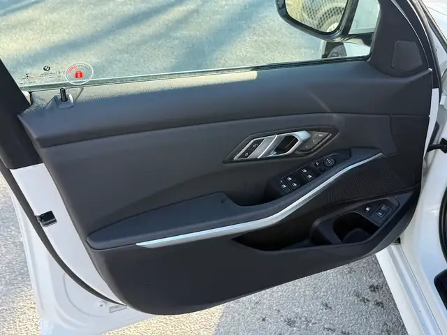 2021 BMW 3 Series NO ACCIDENTS l X-Drive l Hybrid l AWD l Plug-I - Photo 16