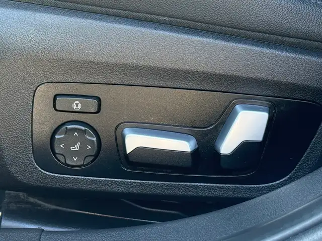 2021 BMW 3 Series NO ACCIDENTS l X-Drive l Hybrid l AWD l Plug-I - Photo 19