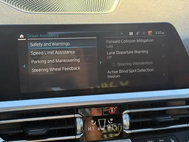 2021 BMW 3 Series NO ACCIDENTS l X-Drive l Hybrid l AWD l Plug-I - Photo 31