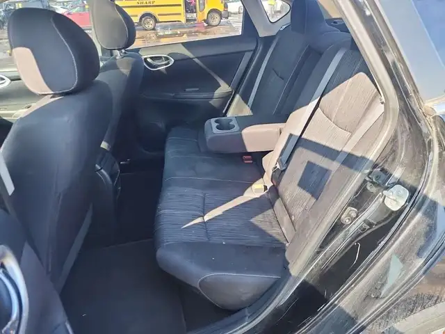 2018 Nissan Sentra NO ACCIDENTS l SV l FWD l 1.8L l 4Cyl l Autom - Photo 10